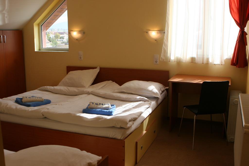 Hotel Pamira Sibiu Quarto foto